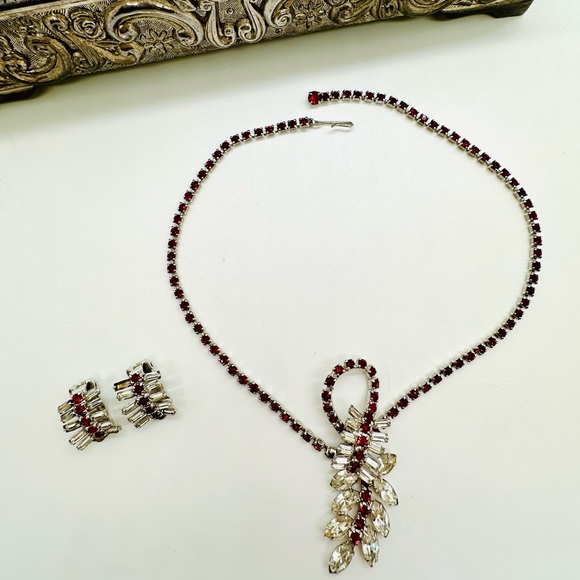 Vintage Deco Ruby Red Rhinestone Necklace Set - Picture 15 of 17